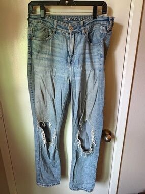 American Eagle Mom Jeans Distressed